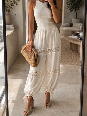 Avec Les Filles Satin Crepe Lace Trim Balloon Pants Ivory Size 6 NWT
